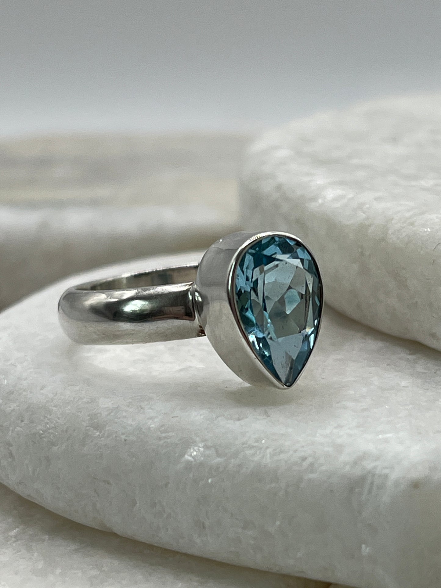 925 Sterling Silver Swiss Blue Topaz Tear Drop Ring- Size R
