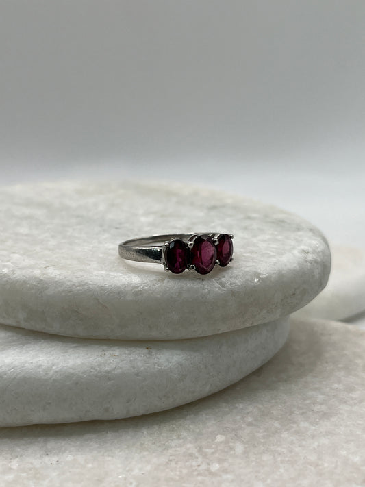 925 Sterling Silver Trilogy Garnet Ring- Size R
