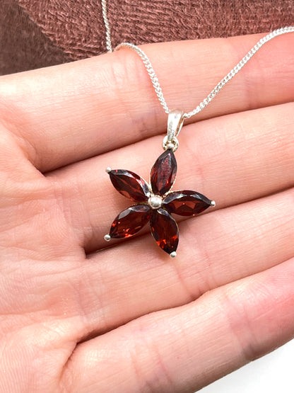 Vintage 925 Sterling Silver Garnet Flower Pendant