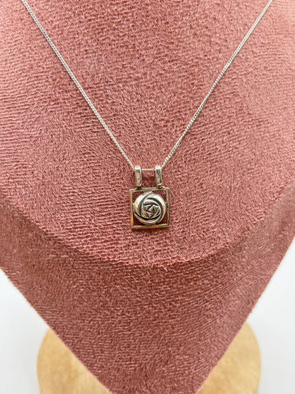 Sterling Silver Charles Rennie Mackintosh Celtic Style Pendant Necklace – Includes 45cm Sterling Silver Chain