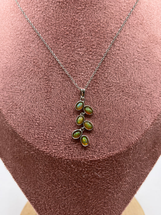Vintage Ethiopian Opal Cascade Pendant Necklace – 925 Sterling Silver with 45cm Chain