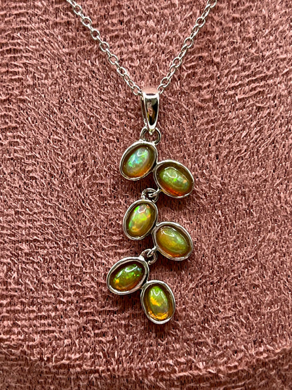Vintage Ethiopian Opal Cascade Pendant Necklace – 925 Sterling Silver with 45cm Chain