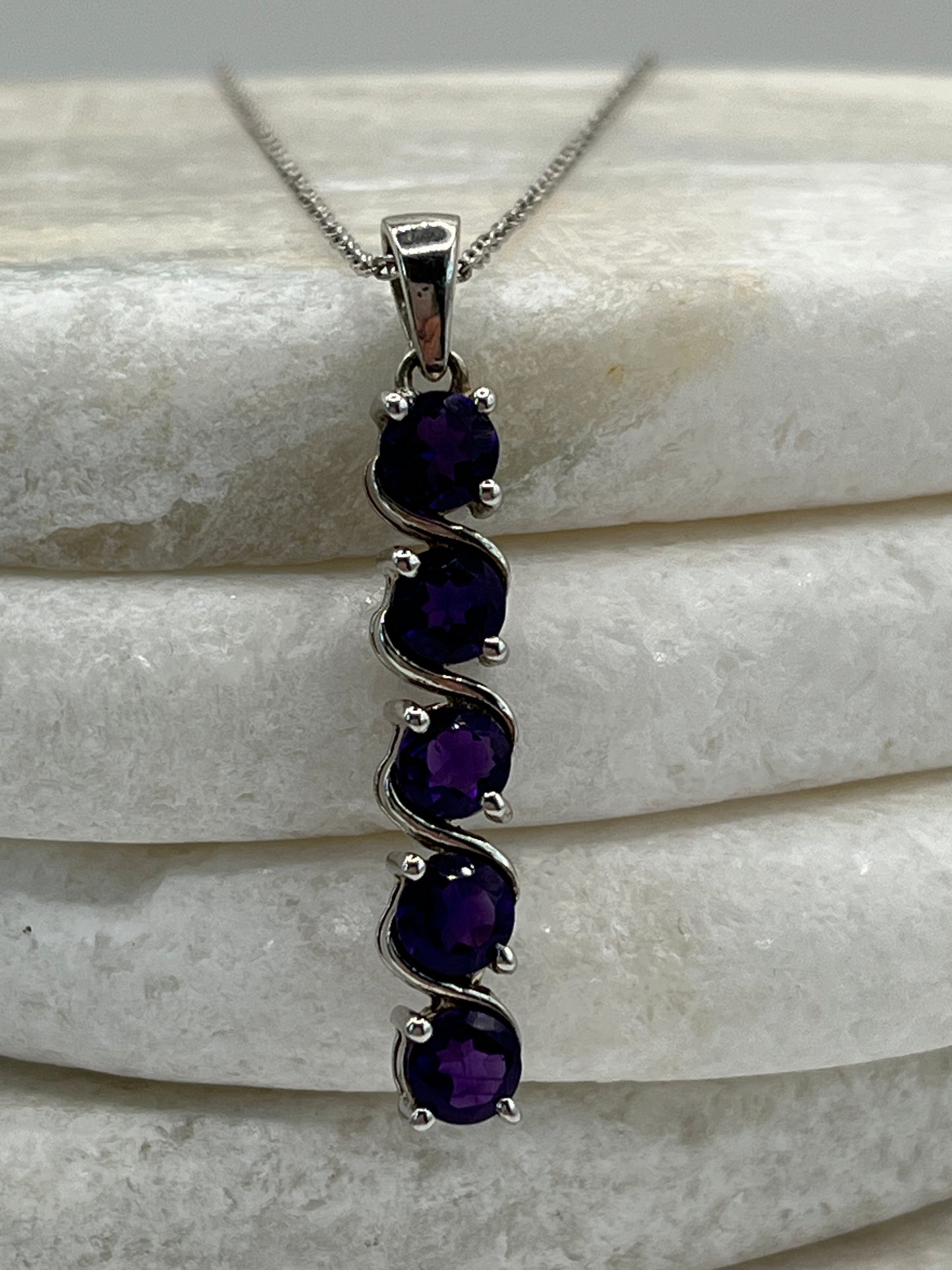 925 Sterling Silver Amethyst Five Stone Row Pendant On 45cm Chain