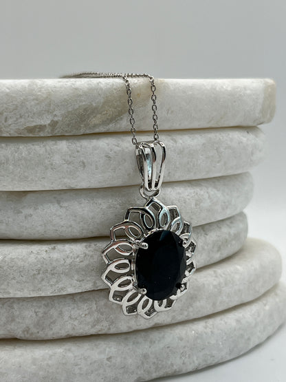 925 Sterilng Silver Black Spinel Filigree Necklace