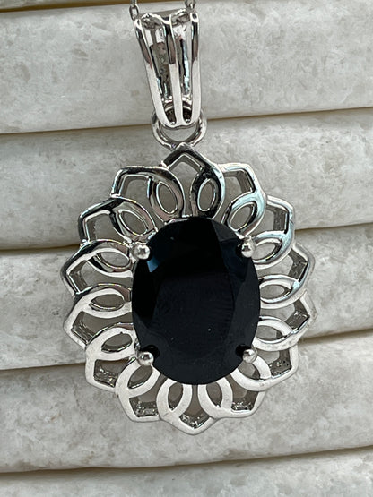 925 Sterilng Silver Black Spinel Filigree Necklace
