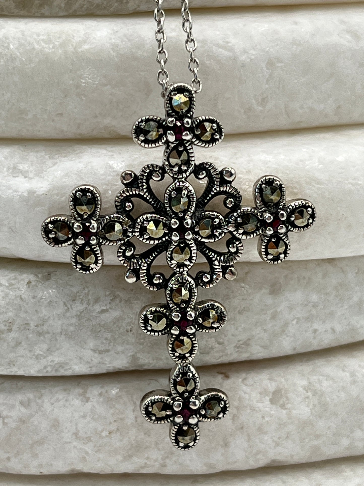 925 Sterling Silver Vintage Marcasite Gothic Style Cross On 45cm Chain