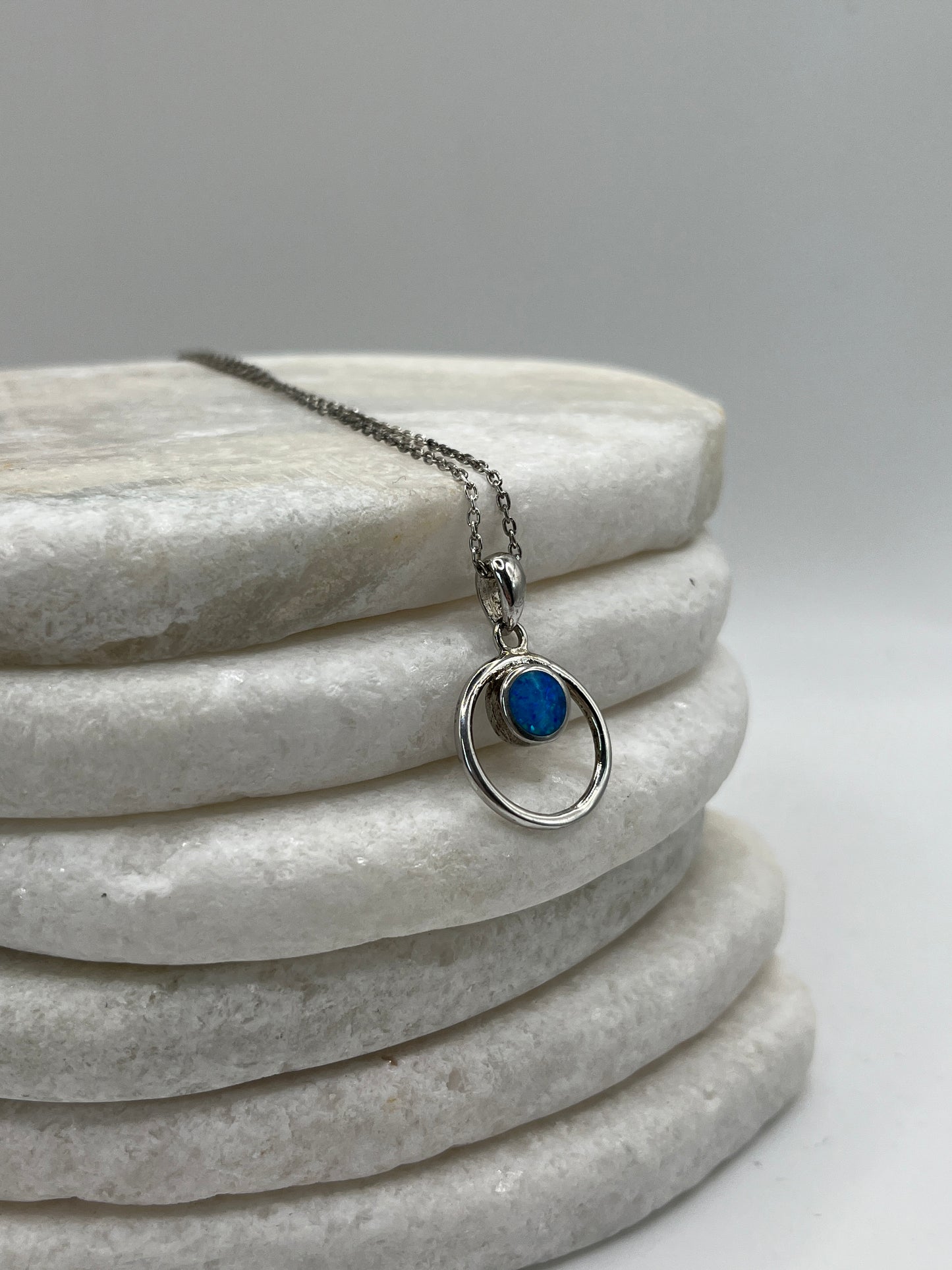 925 Sterling Silver Open Circle Blue Opal Pendant Necklace