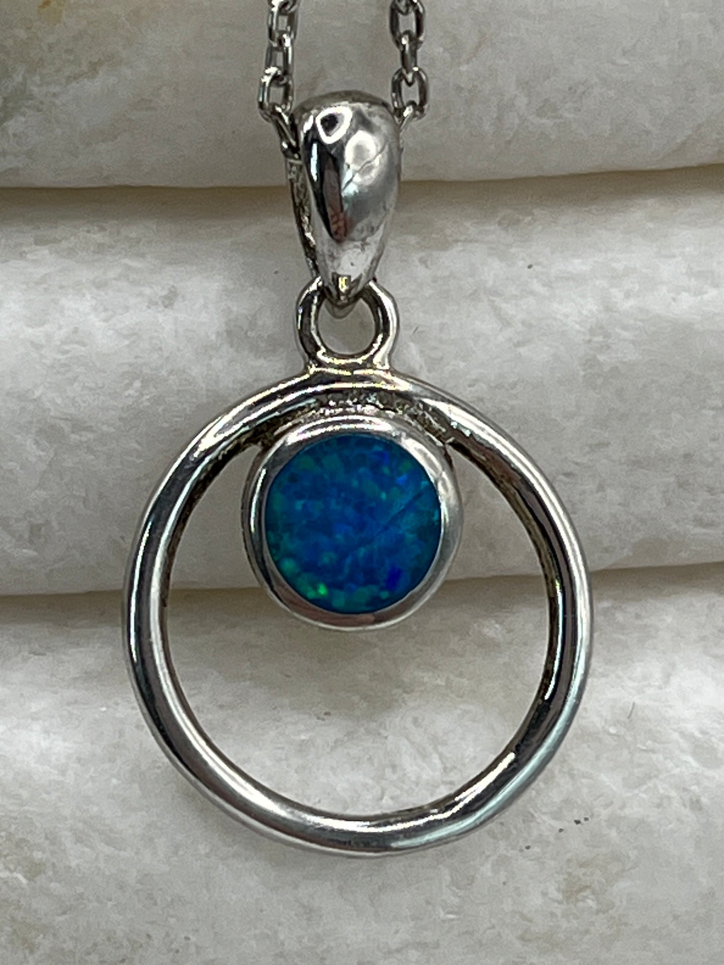 925 Sterling Silver Open Circle Blue Opal Pendant Necklace