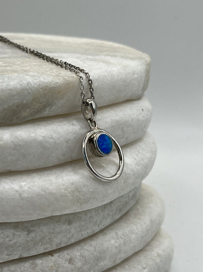 925 Sterling Silver Open Circle Blue Opal Pendant Necklace
