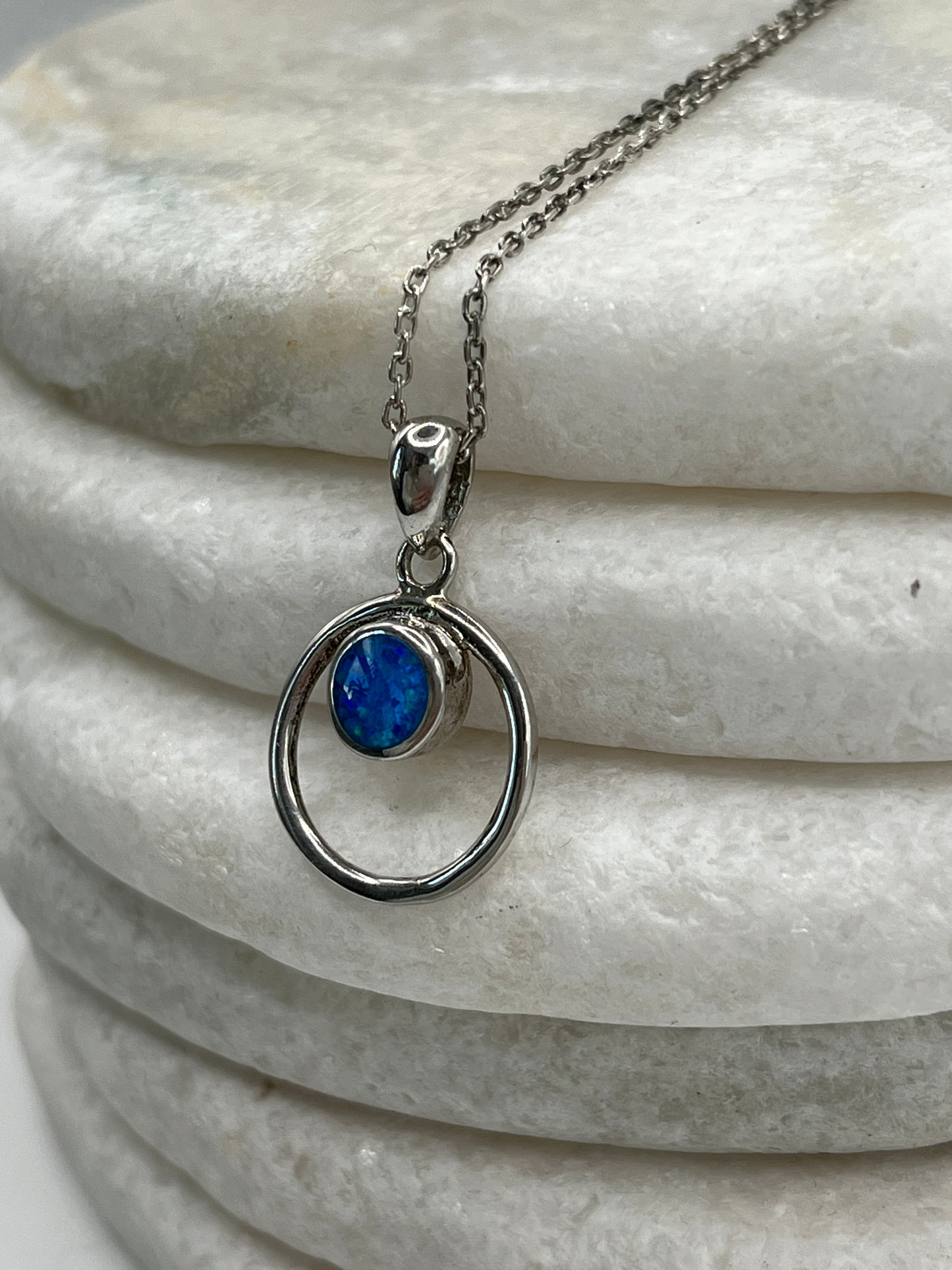 925 Sterling Silver Open Circle Blue Opal Pendant Necklace