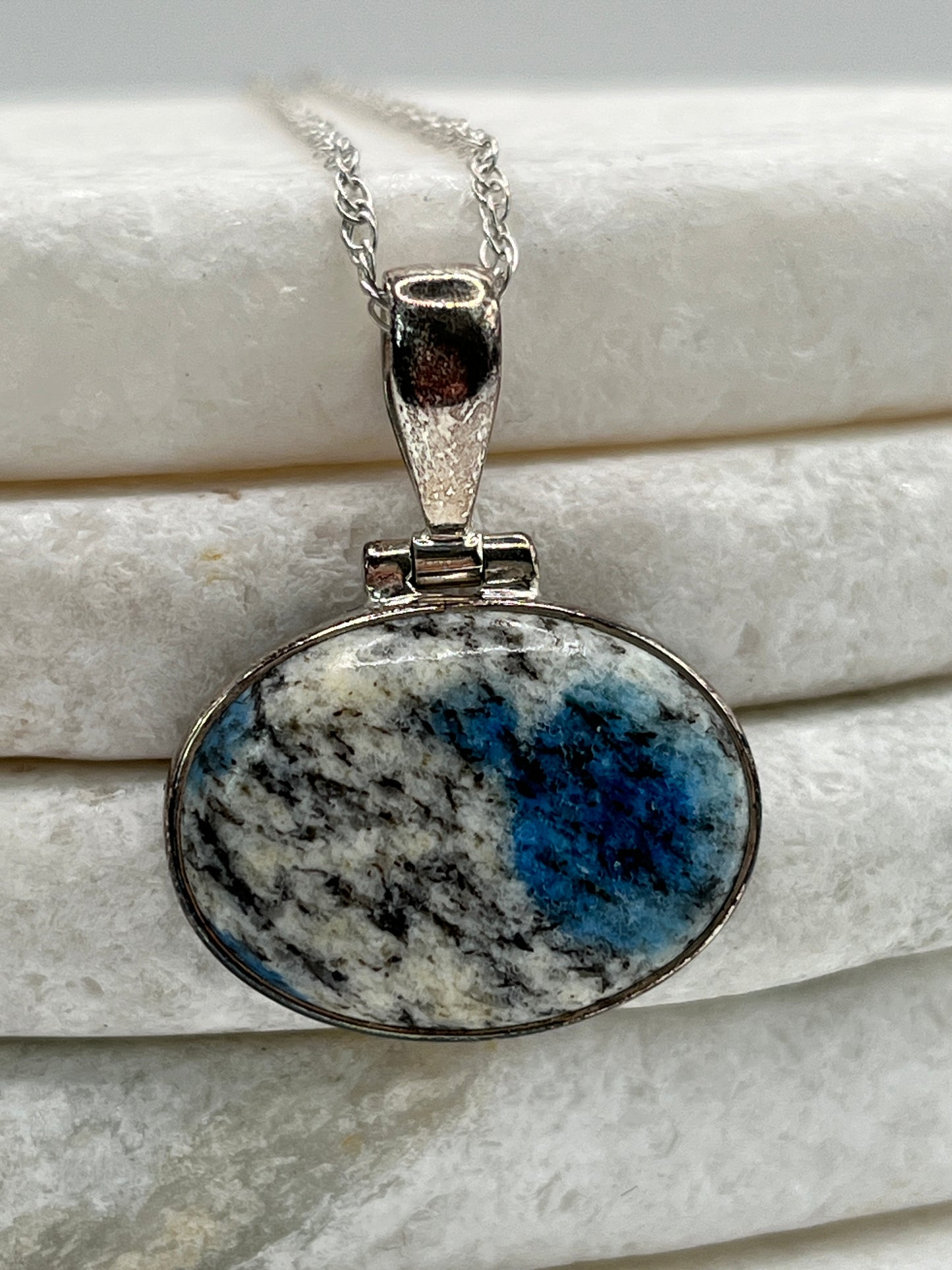 925 Sterling Silver Azurite Oval Pendant on 45cm Sterling Silver Chain