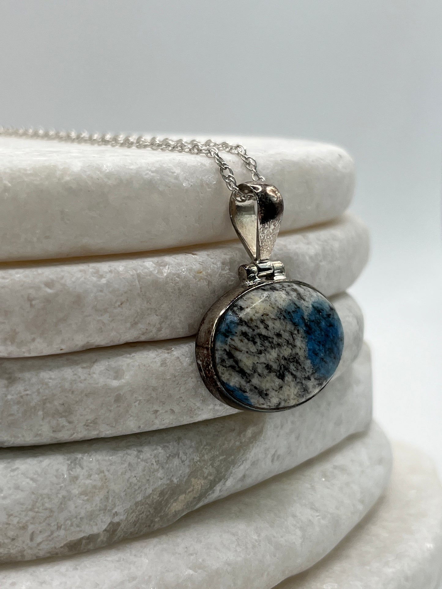 925 Sterling Silver Azurite Oval Pendant on 45cm Sterling Silver Chain
