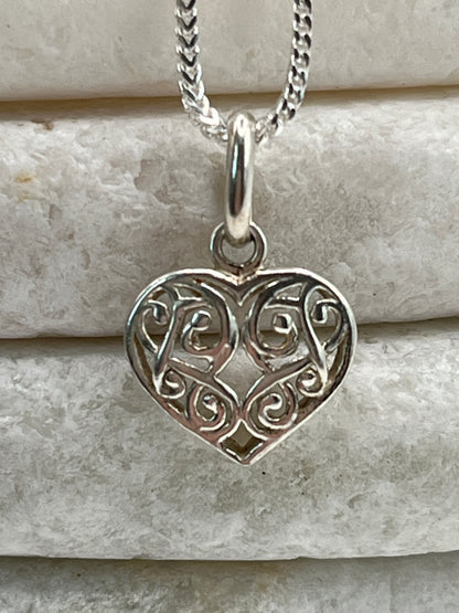 925 Sterling Silver Filigree Heart Pendant on 45cm Sterling Silver Chain