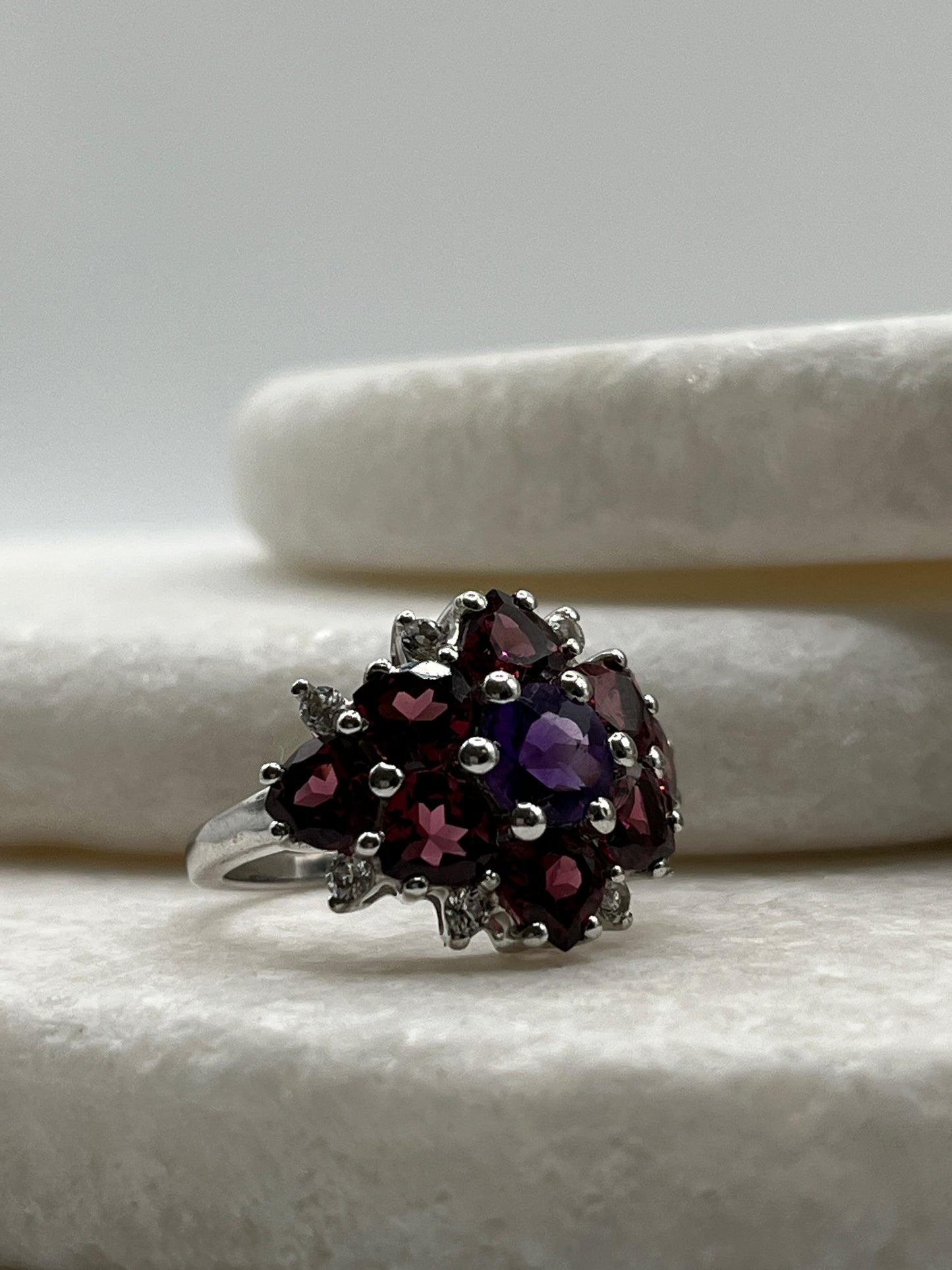 925 Sterling Silver Garnet and Amethyst Cluster Statement Ring - Size L