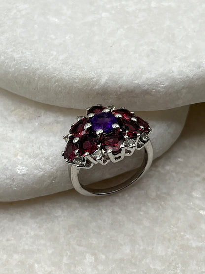 925 Sterling Silver Garnet and Amethyst Cluster Statement Ring - Size L