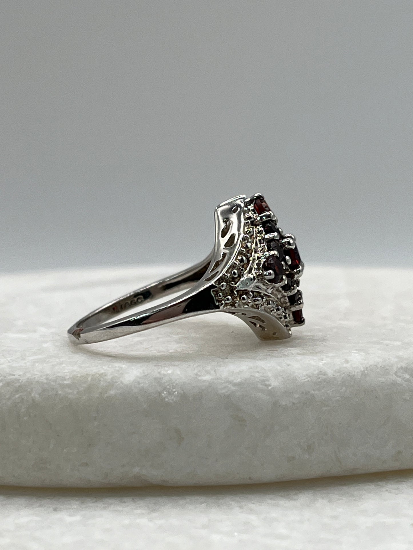925 Sterling Silver Cluster Garnet Ring - Size O