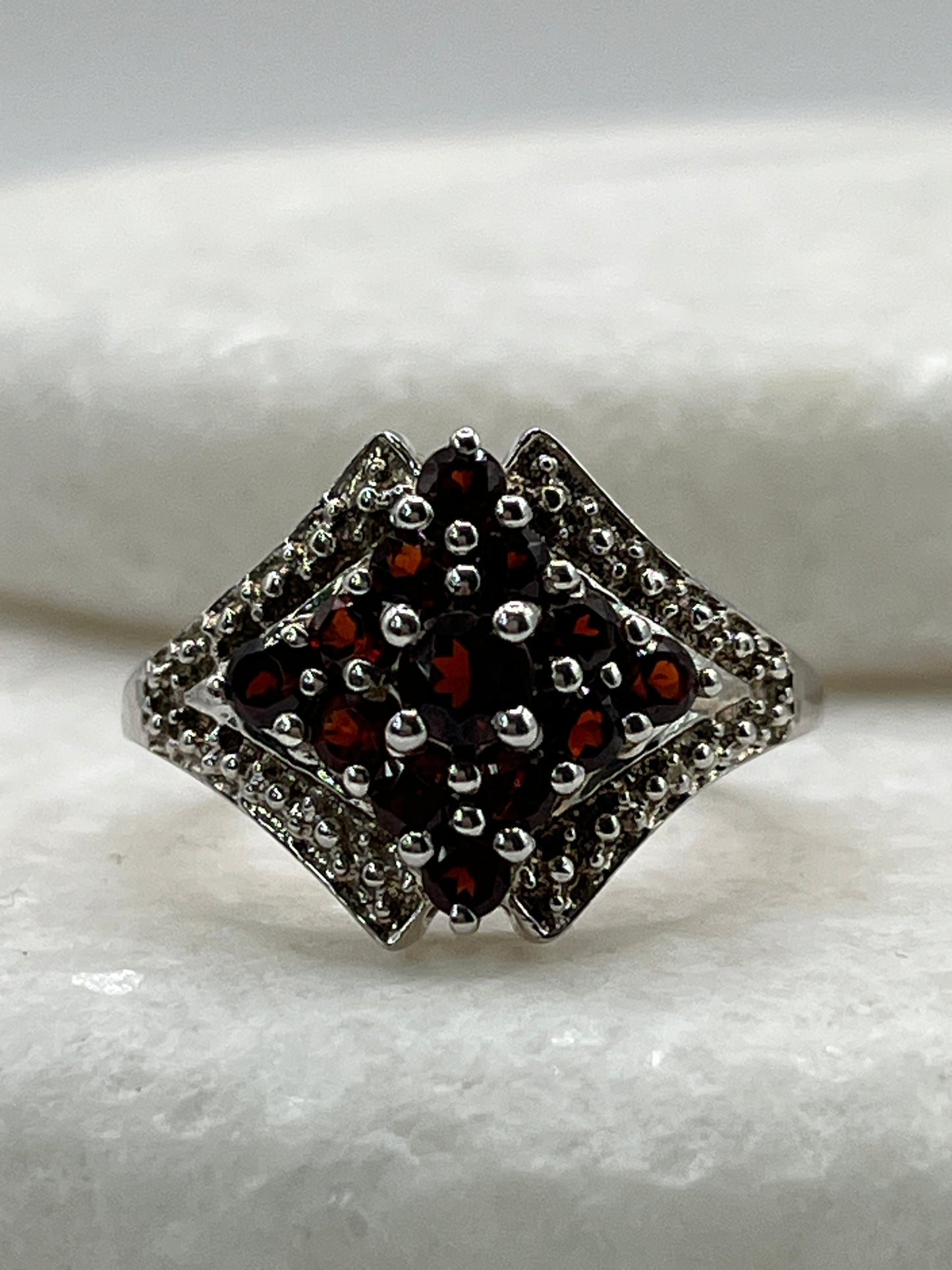 925 Sterling Silver Cluster Garnet Ring - Size O