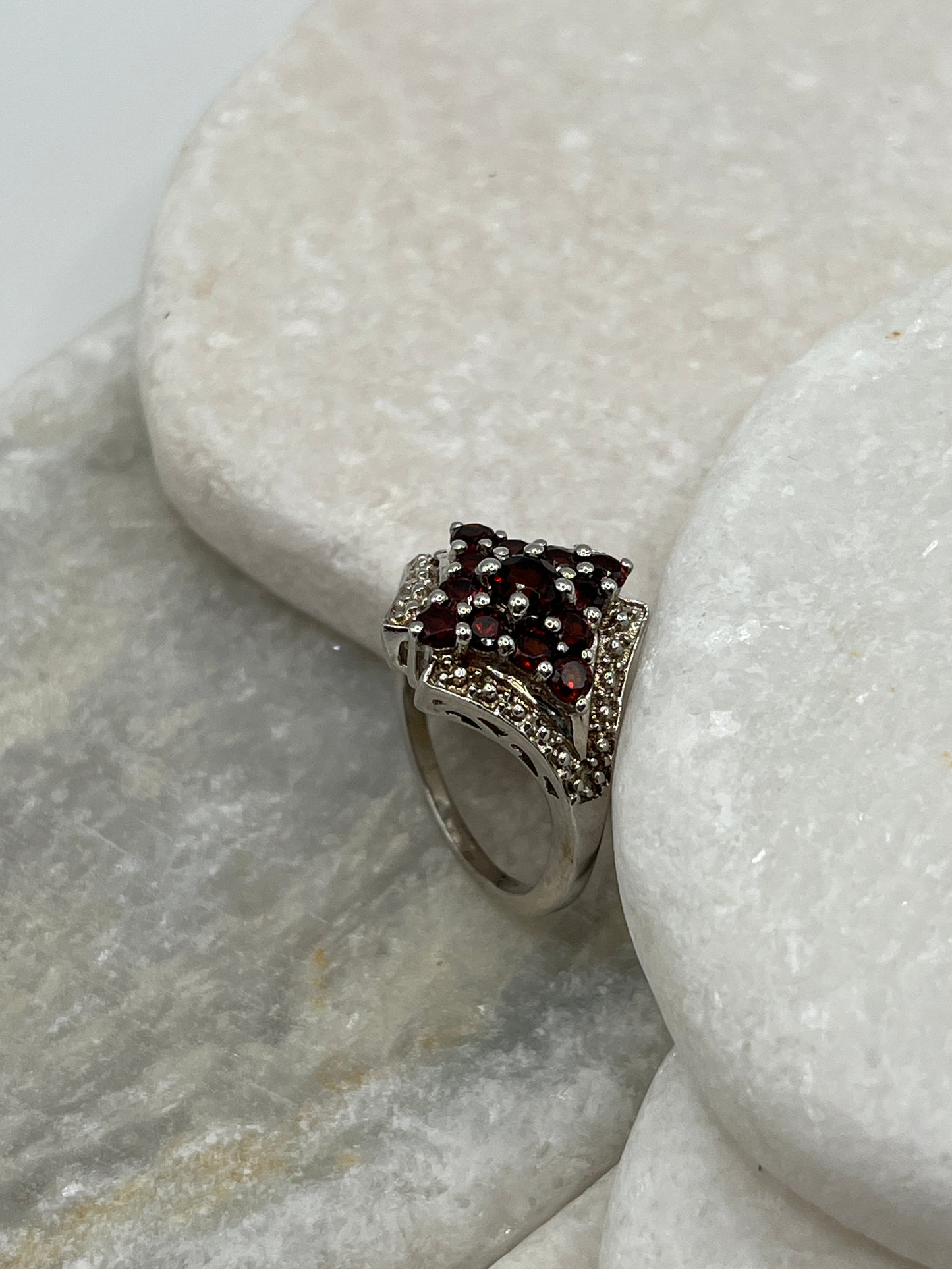 925 Sterling Silver Cluster Garnet Ring - Size O