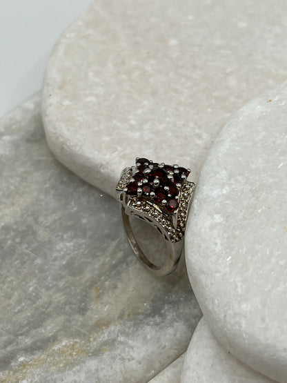 925 Sterling Silver Cluster Garnet Ring - Size O