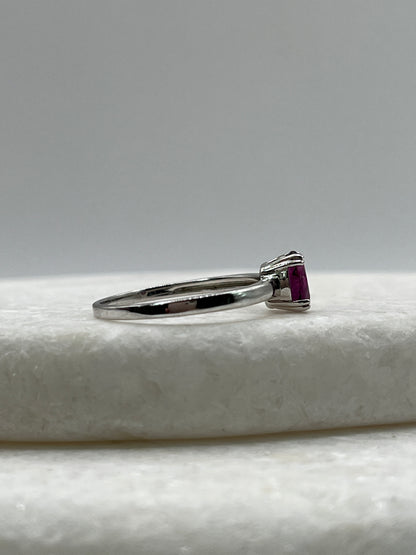925 Sterling Silver Rajasthan Garnet Solitaire Ring - Size Q