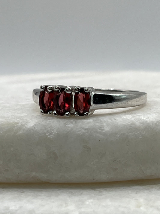 925 Sterling Silver Multi Gemstone Half Eternity Band with Peridot, Garnet and Amethyst - Size S