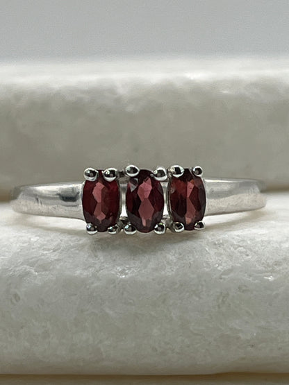 925 Sterling Silver Multi Gemstone Half Eternity Band with Peridot, Garnet and Amethyst - Size S