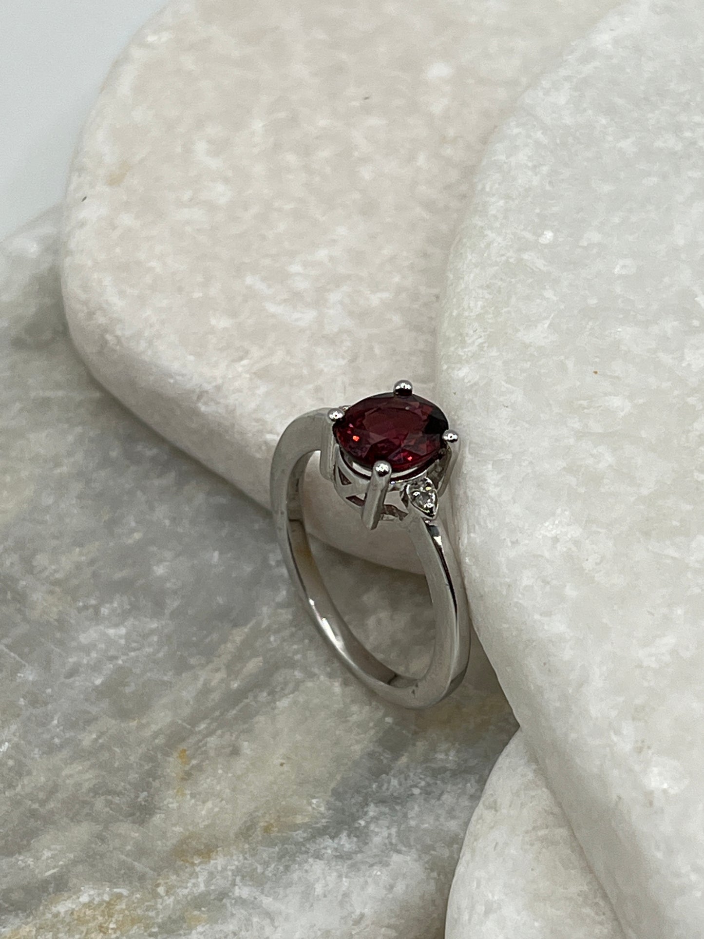 925 Sterling Silver Garnet and White Topaz Trilogy Ring - Size Q