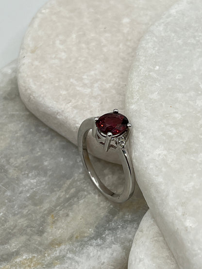 925 Sterling Silver Garnet and White Topaz Trilogy Ring - Size Q