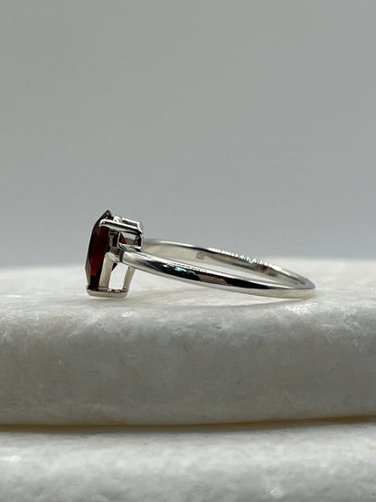 925 Sterling Silver Madeira Garnet Teardrop Ring - Size S