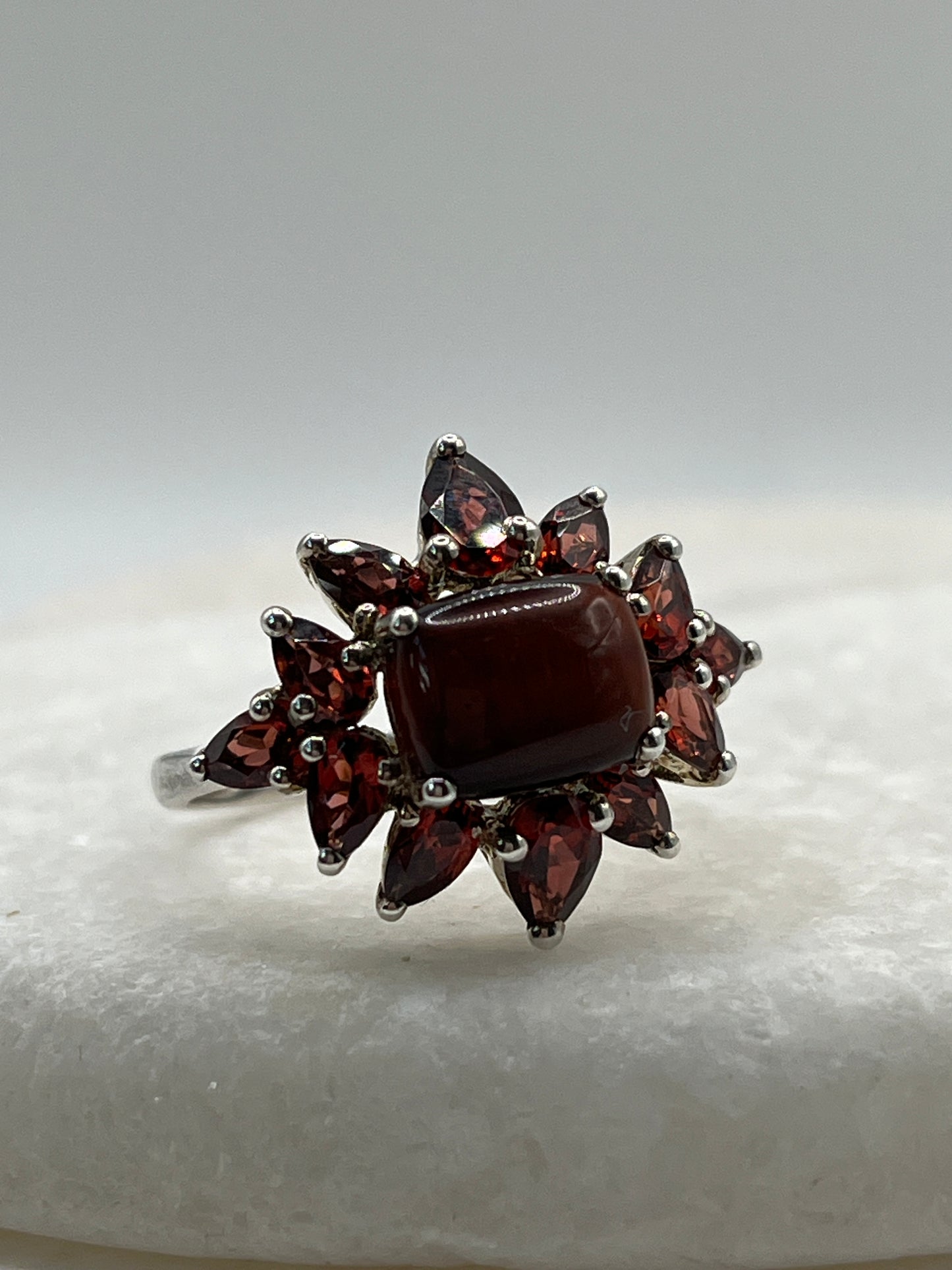 925 Sterling Silver Garnet and Jasper Statement Ring - Size V