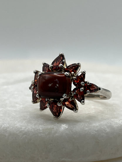 925 Sterling Silver Garnet and Jasper Statement Ring - Size V