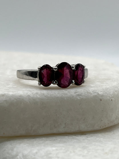 925 Sterling Silver Trilogy Garnet Ring- Size R