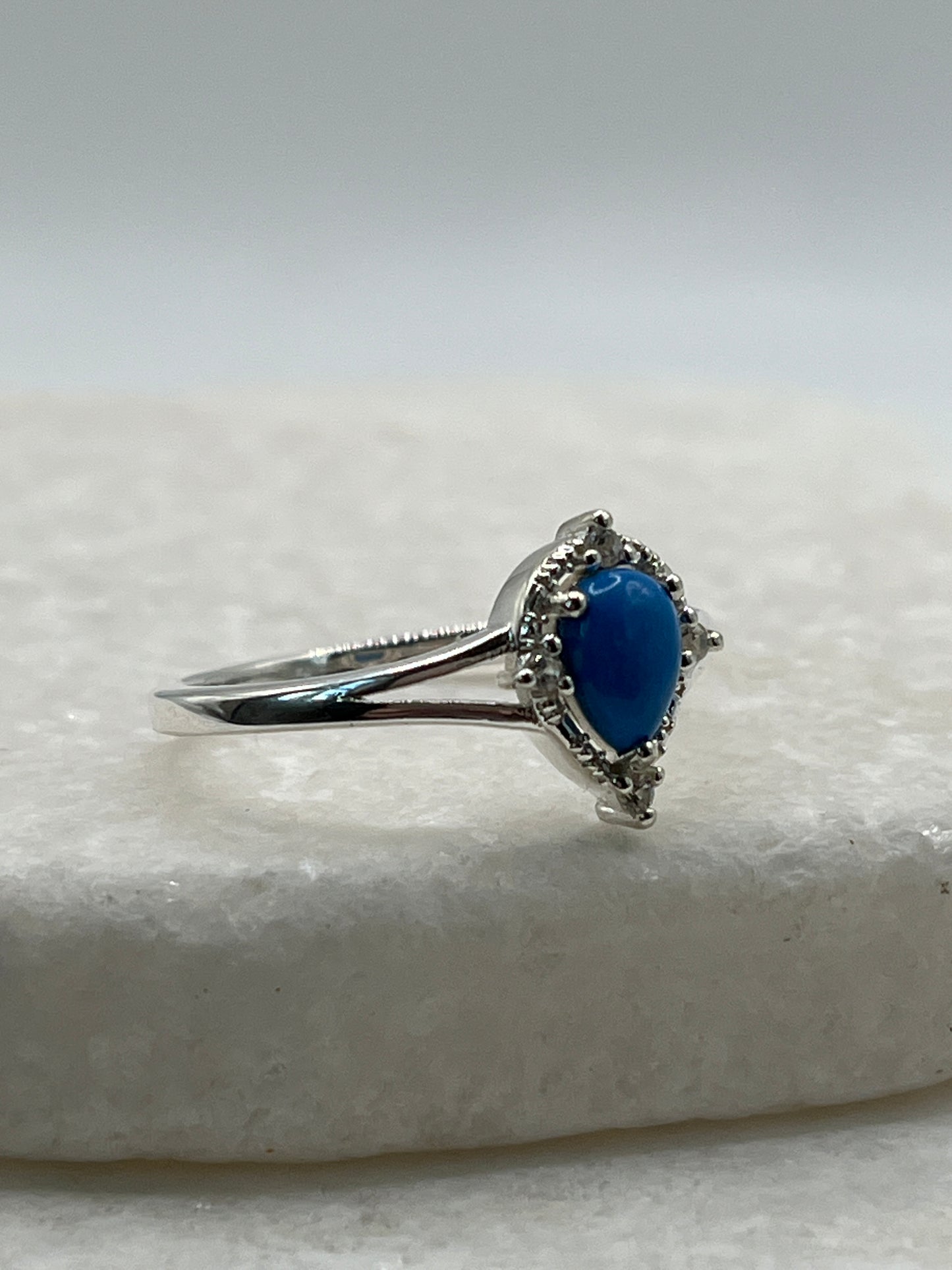 925 Sterling Silver Ceruleite Halo Style Ring - Size R
