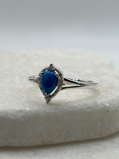 925 Sterling Silver Ceruleite Halo Style Ring - Size R