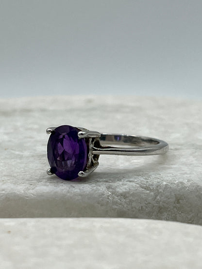 925 Sterling Silver Amethyst Solitaire Ring - Size R