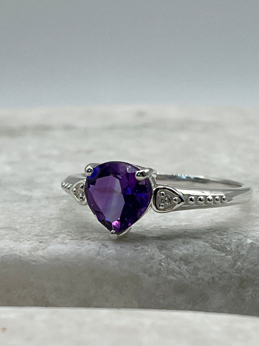 925 Sterling Silver Gilded Amethyst Faceted Triangle Ring - Size R