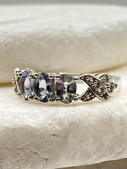 925 Sterling Silver Bi-Colour Tanzanite & White Topaz Ring - Size O