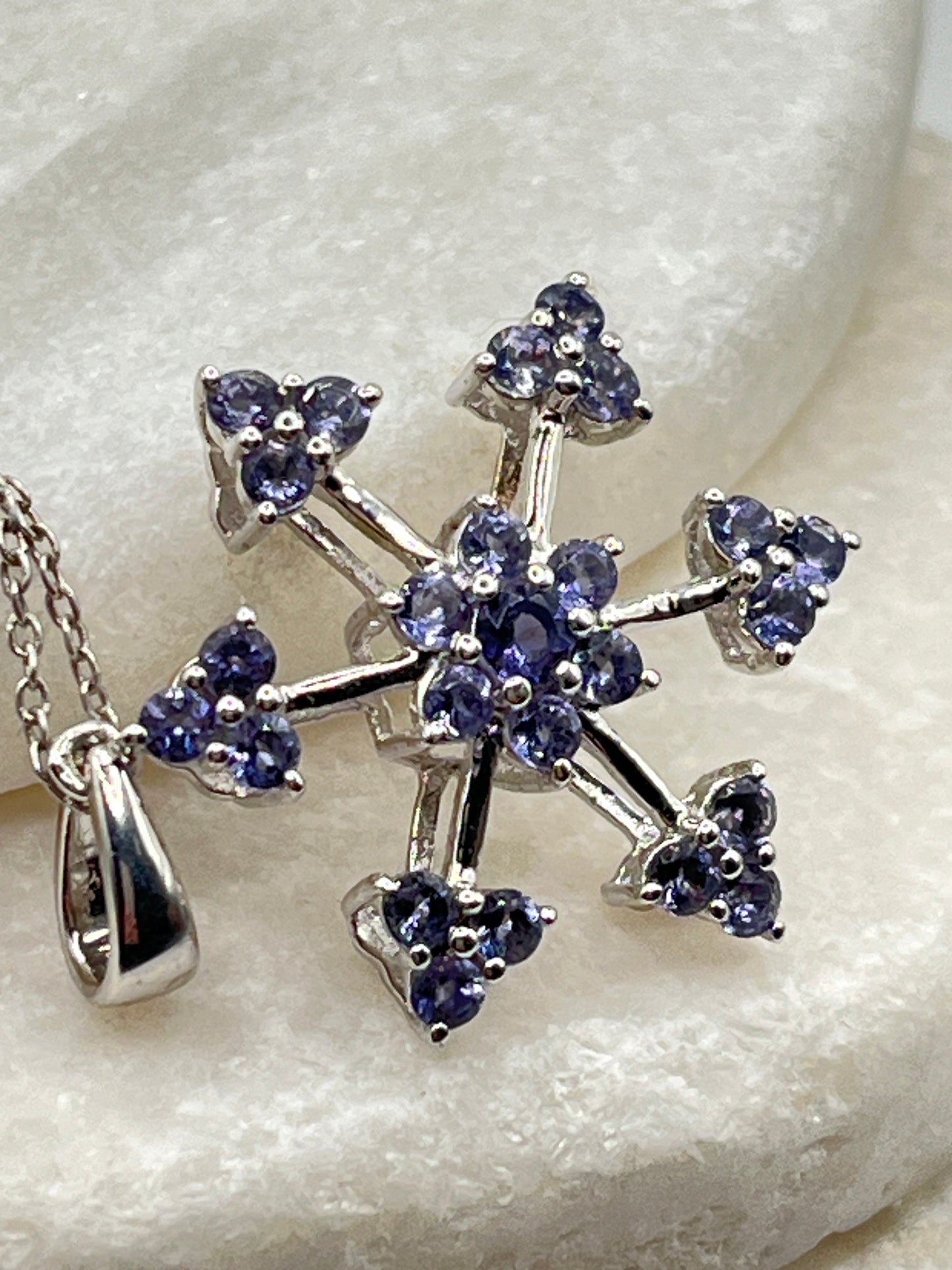 925 Sterling Silver Tanzanite Star Pendant on 45cm Chain