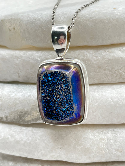 925 Sterling Silver Titanium Blue Drusy Pendant on 45cm Chain