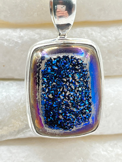 925 Sterling Silver Titanium Blue Drusy Pendant on 45cm Chain