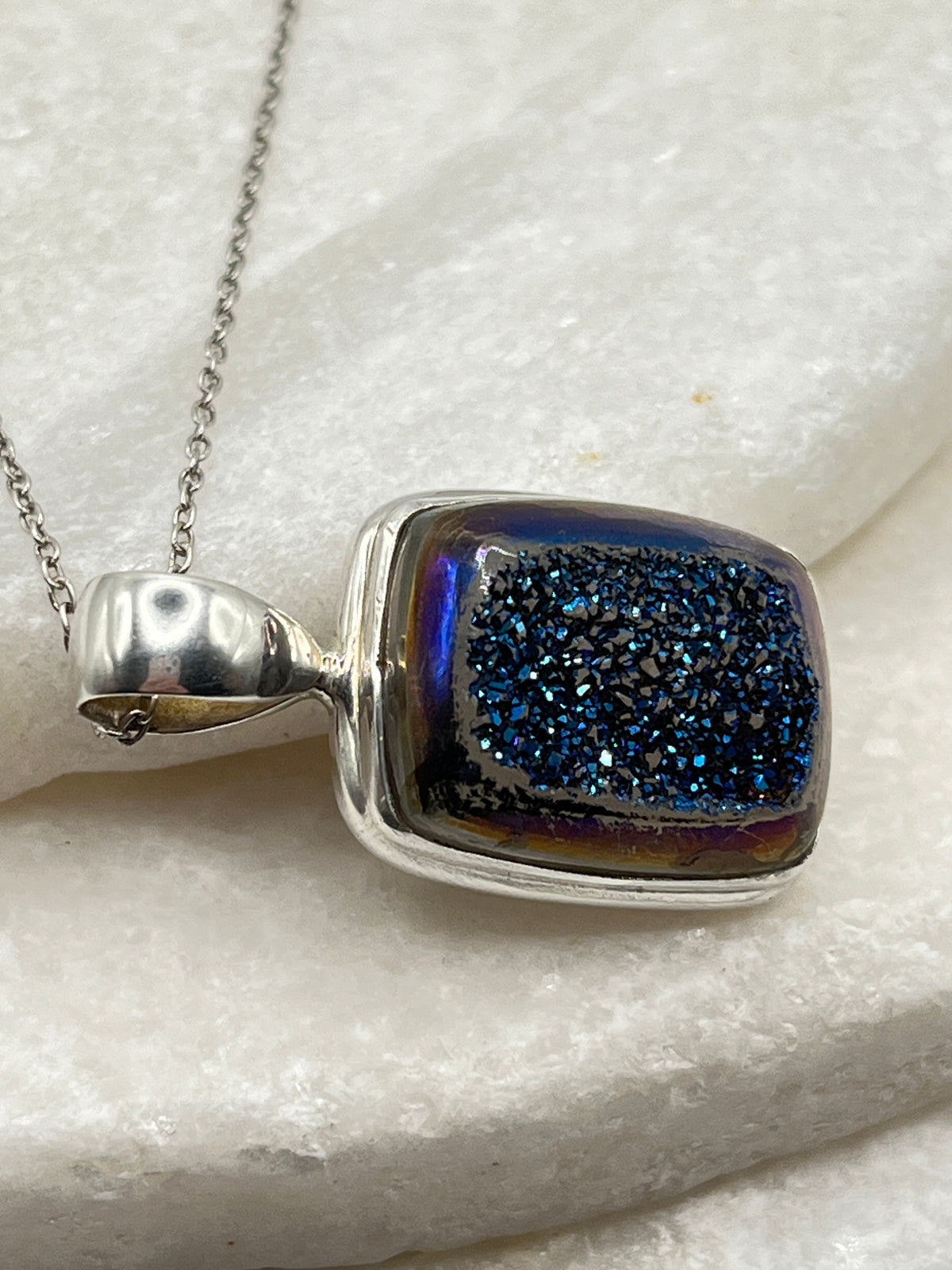 925 Sterling Silver Titanium Blue Drusy Pendant on 45cm Chain
