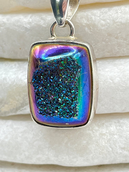 925 Sterling Silver Peacock Green Drusy Pendant on 45cm Chain