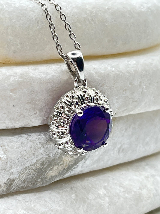 925 Sterling Silver Amethyst Halo Pendant on 45cm Sterling Silver Chain