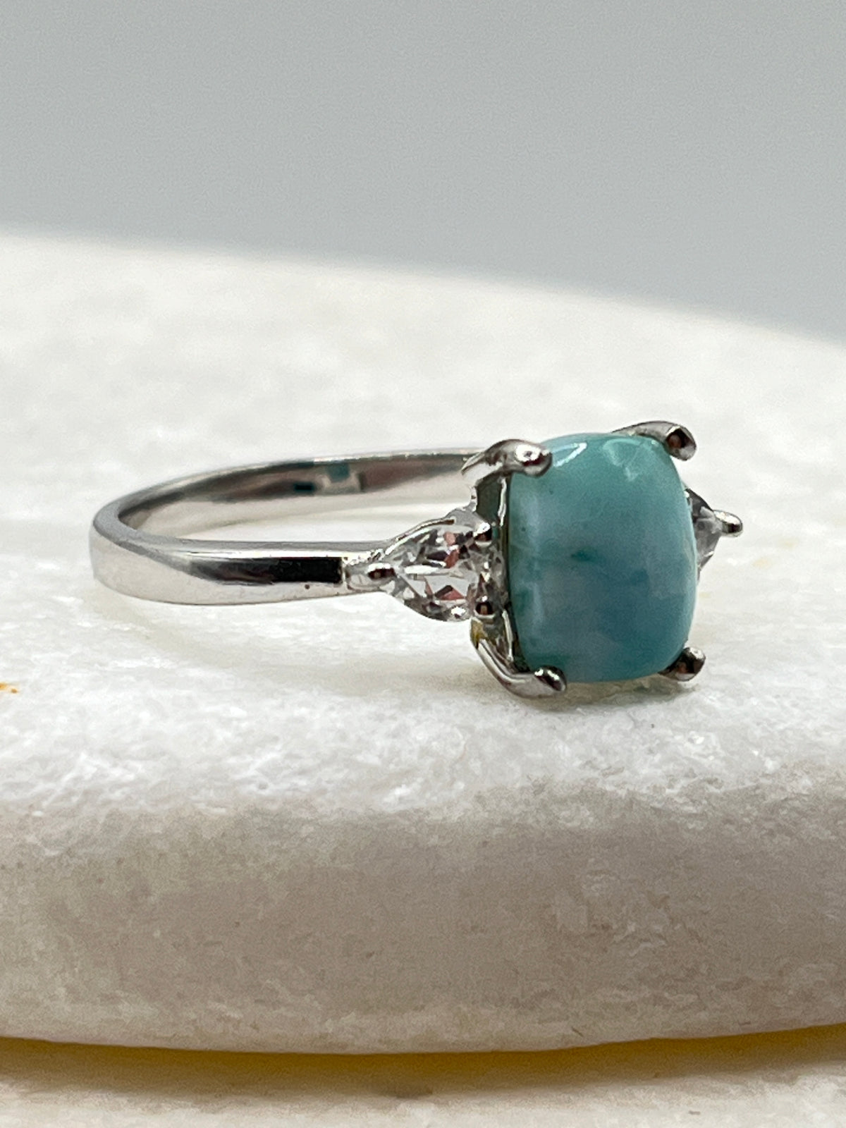 Vintage 925 Sterling Silver Larimar and White Topaz Trilogy Ring - Size O