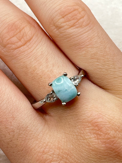 Vintage 925 Sterling Silver Larimar and White Topaz Trilogy Ring - Size O