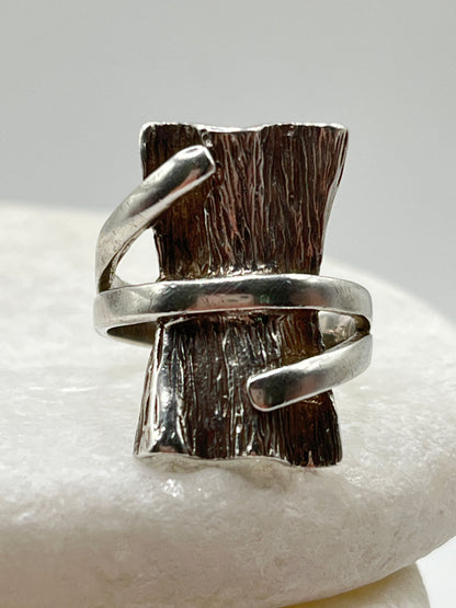 Vintage 925 Sterling Silver Modernist Tree Bark Twist Ring - Size Q