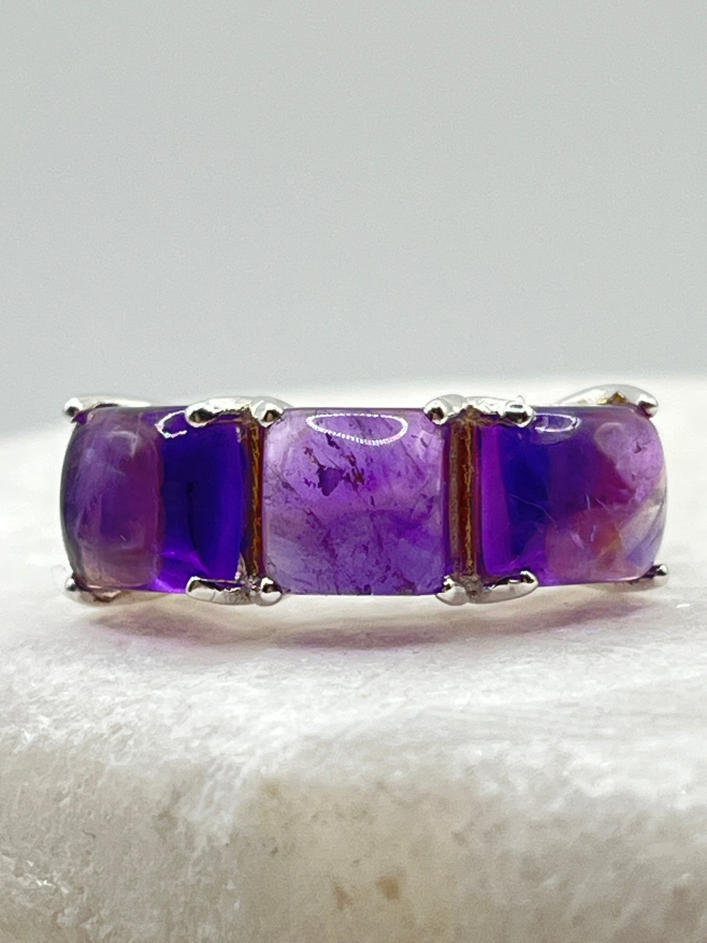 925 Sterling Square Natural Amethyst Cabochon Trilogy Ring - Size K.5