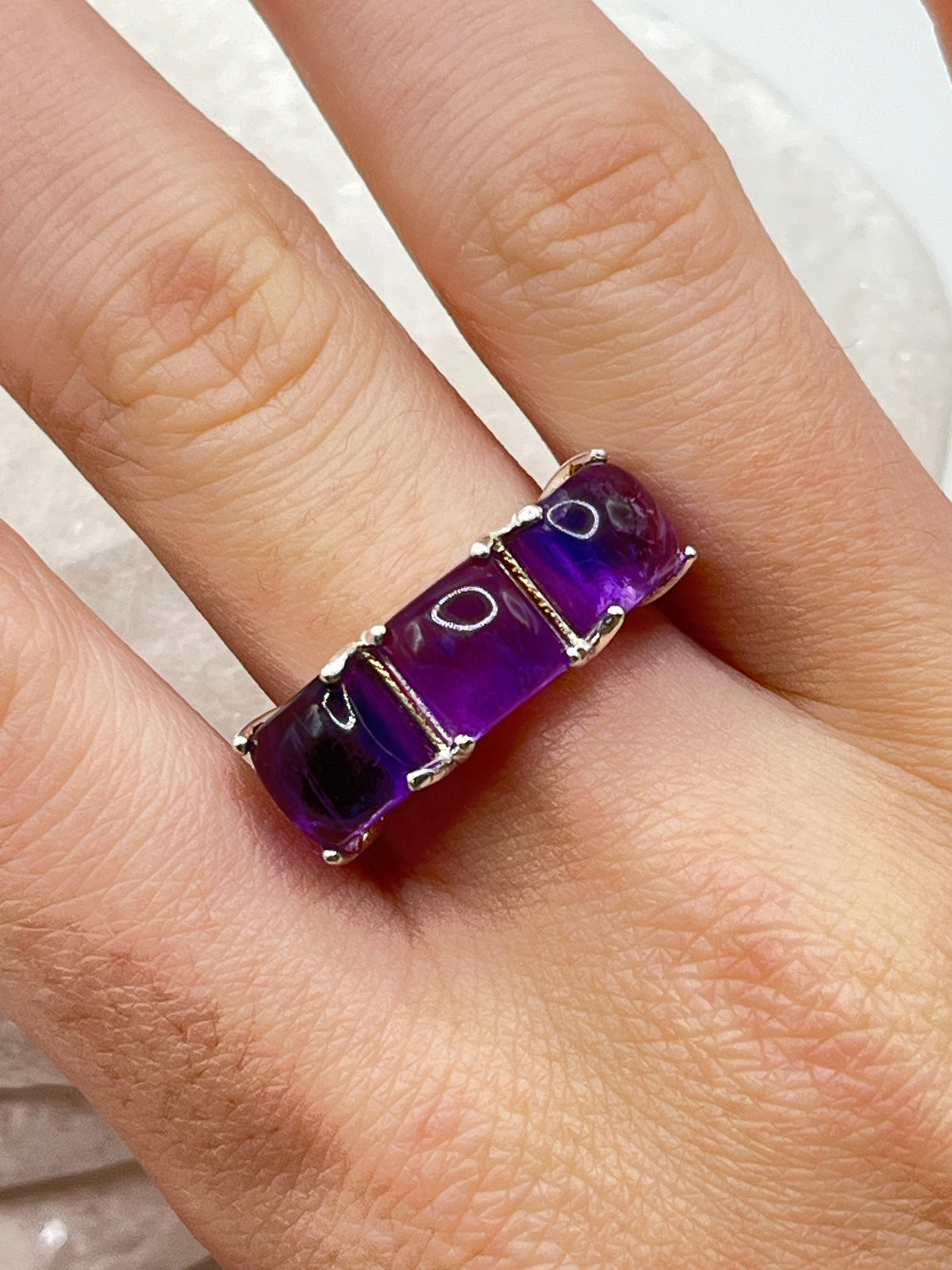 925 Sterling Square Natural Amethyst Cabochon Trilogy Ring - Size K.5