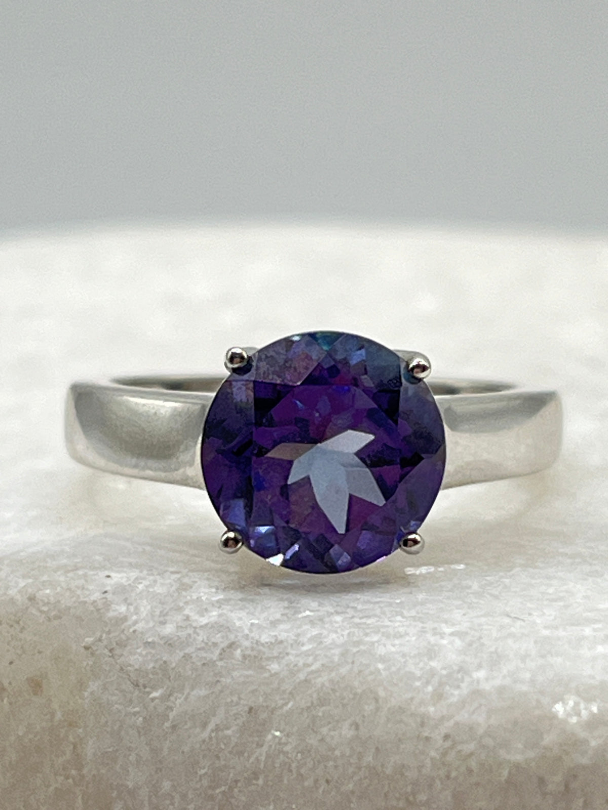 925 Sterling Silver Marambaia Violet Topaz Ring - Size M