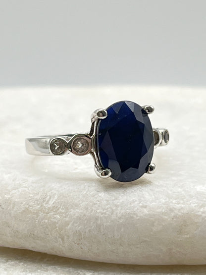 Vintage 925 Sterling Silver Sapphire With White Zircon  Ring - Size Q